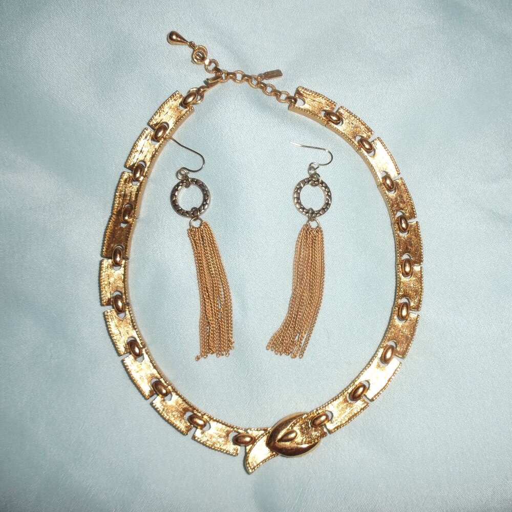 Monet Belt Necklace in Goldtone with Earrings